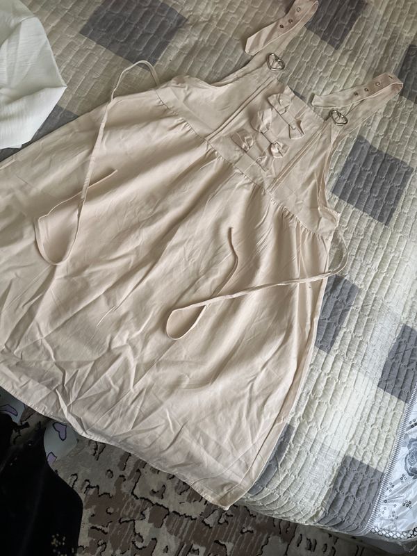 1martta kiyilgan koylak