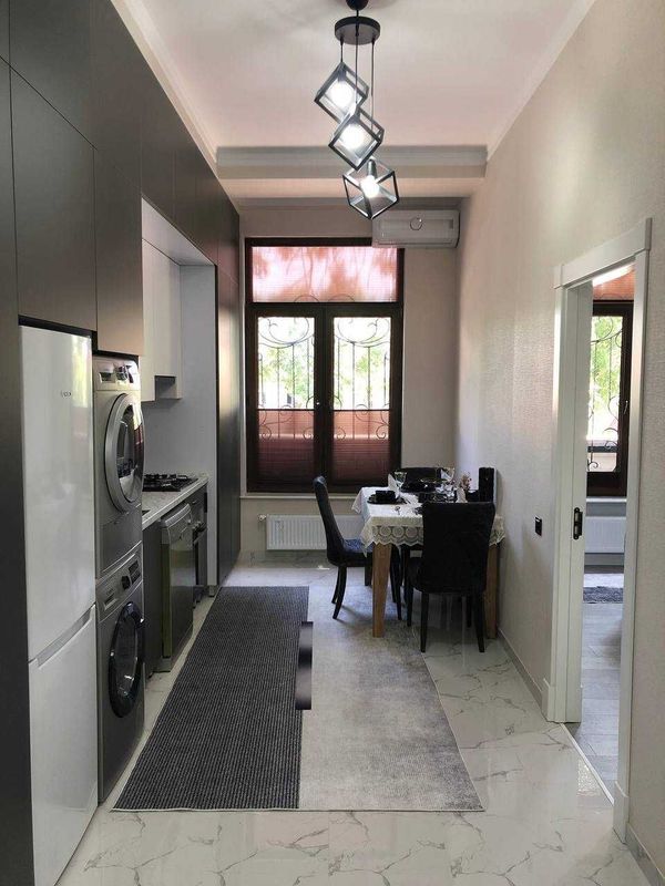 Новостройка "Royal House 2*3-х Комнатная квартира, кафэ Фрегат. Новостройка "Royal House 2*3-х Комнатная квартира, кафэ Фрегат.
