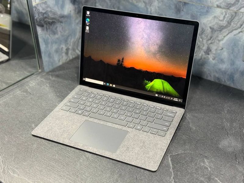Microsoft Surface Laptop 3 i7-1065G7/16/256 GB / Сенсорный 2K экран Microsoft Surface Laptop 3 i7-1065G7/16/256 GB / Сенсорный 2K экран