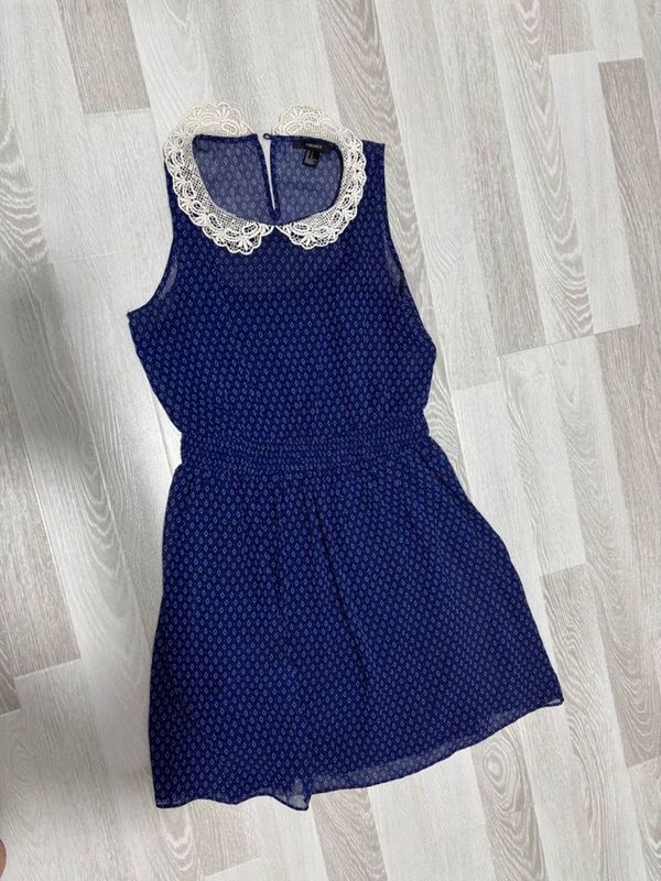 Платье женское Forever 21 Платье женское Forever 21