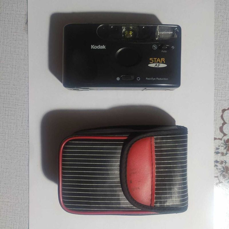 плёночные фотоаппараты SAMSUNG FINO-30s и KODAK STAR AF плёночные фотоаппараты SAMSUNG FINO-30s и KODAK STAR AF