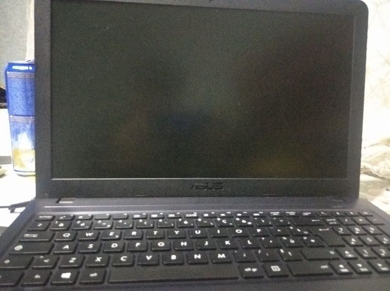 Asus full kamplekt hamma narsasi bor