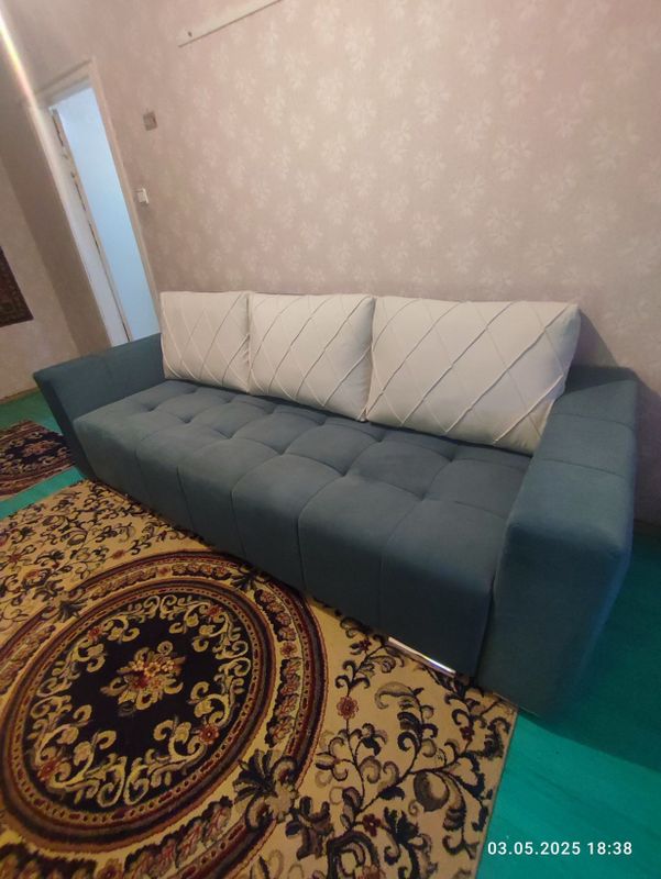 Продаётся диван б.у Продаётся диван б.у
