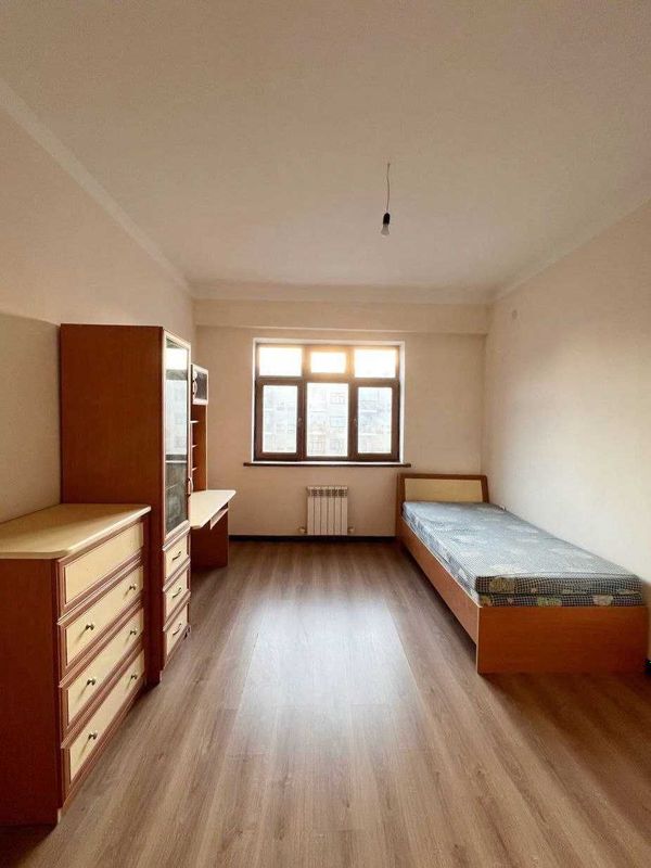 Продаётся квартира на Махмтумкули в ЖК Голден хаус 4х комнатная Продаётся квартира на Махмтумкули в ЖК Голден хаус 4х комнатная