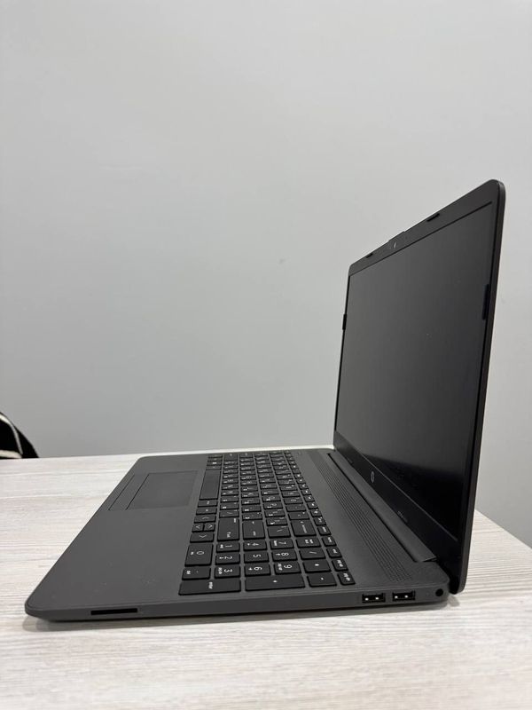 Noutbook HP 255 G8