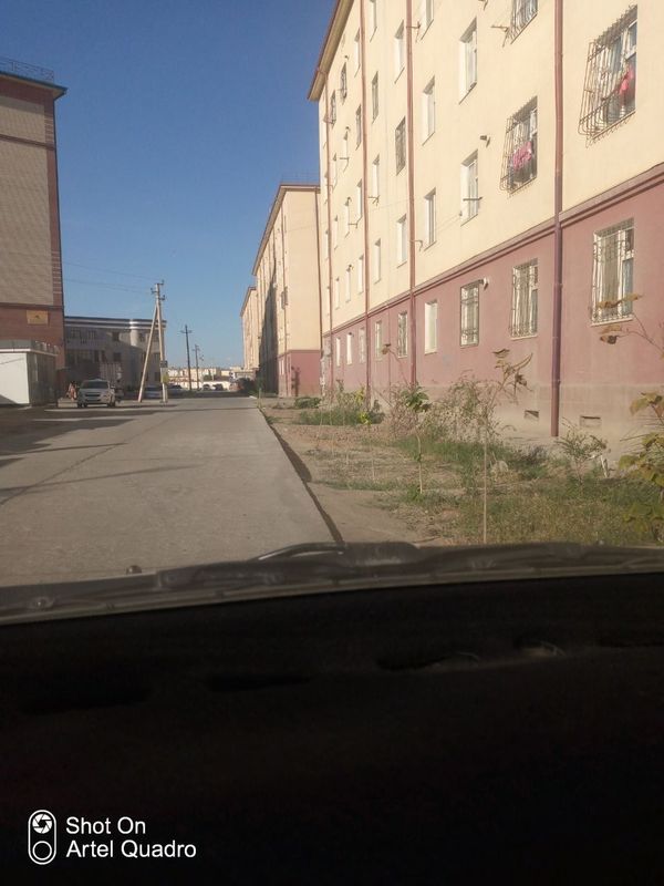Urganch shahrida qvartira sotiladi Urganch shahrida qvartira sotiladi