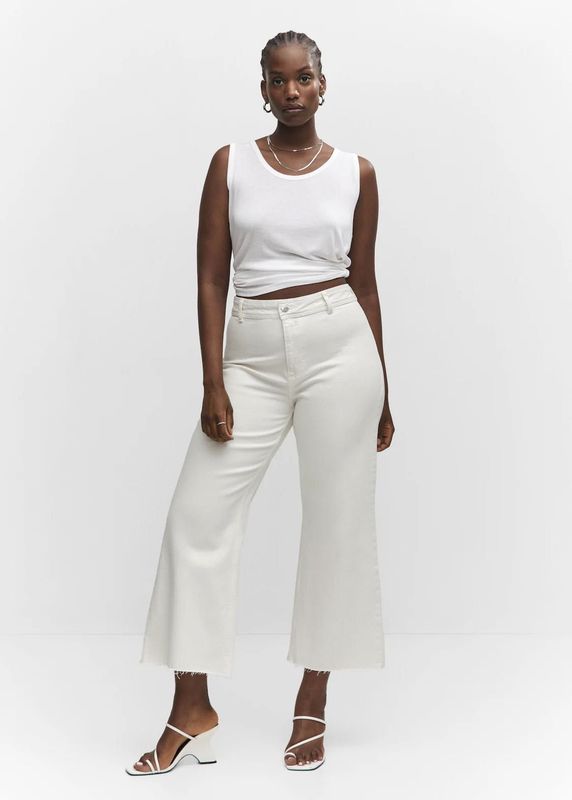 MANGO. Plus size. Кремовые джинсы-кюлоты высокой посадки MANGO. Plus size. Кремовые джинсы-кюлоты высокой посадки