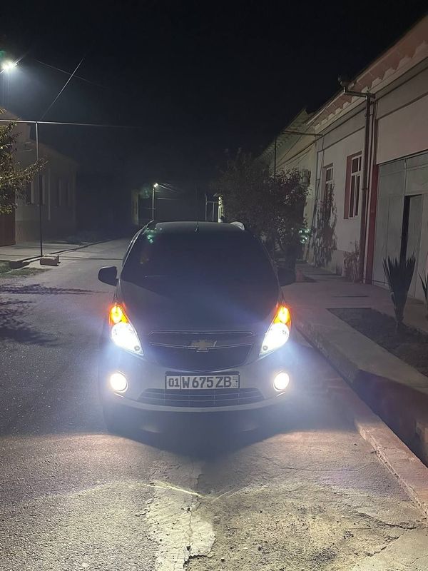 Spark sotiladi srochna Spark sotiladi srochna