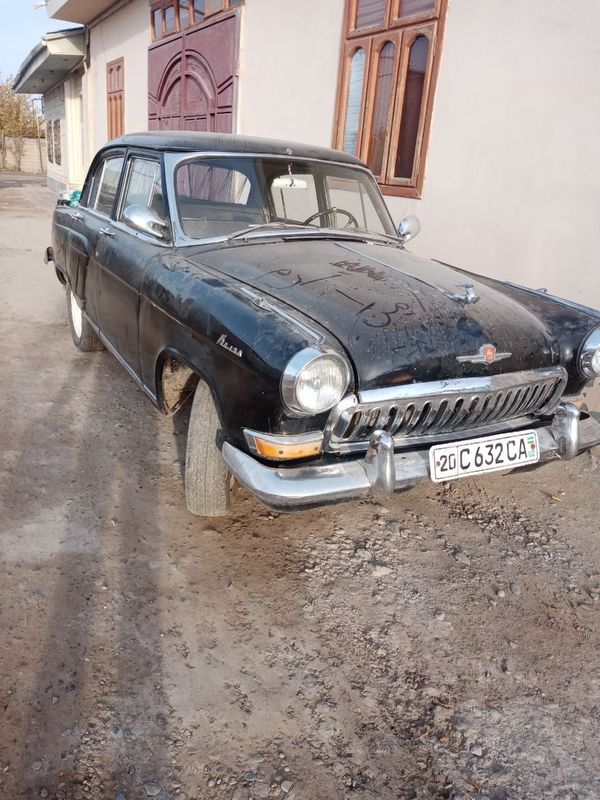 Волга ГАЗ 21, черная