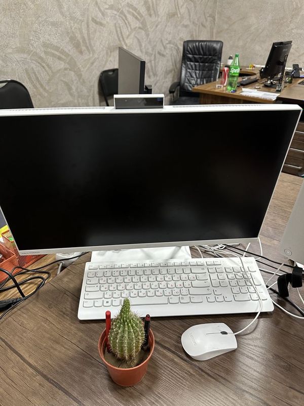 Lenovo F0G100GSRK моноблок 2 шт в рабочем состояние читать описание Lenovo F0G100GSRK моноблок 2 шт в рабочем состояние читать описание