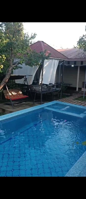 Dacha Bostonliq tumani Sijjak mahallada.Chorvoq suv omboriga 200metr Dacha Bostonliq tumani Sijjak mahallada.Chorvoq suv omboriga 200metr