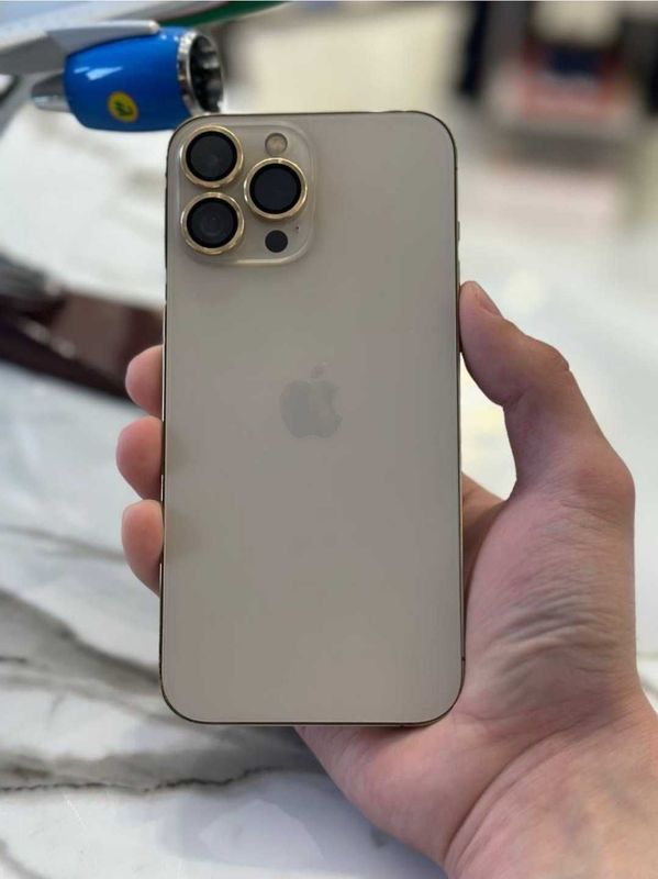 Iphone 13 pro max Gold Iphone 13 pro max Gold
