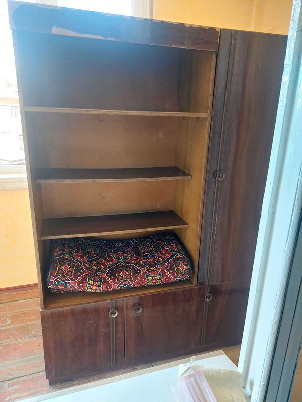Советский полированный шкаф