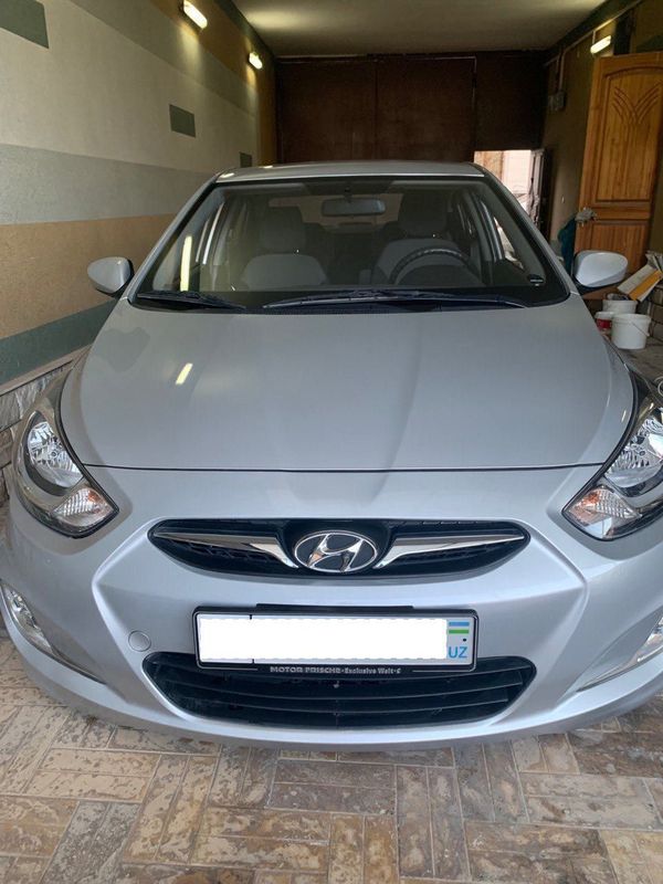 Hyundai Accent 2015