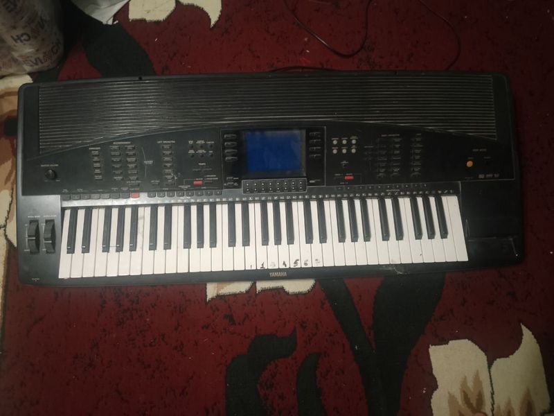 Yamaha PSR-4000 ... Yamaha PSR-4000 ...