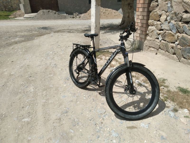 Velosiped sotiladi Velosiped sotiladi
