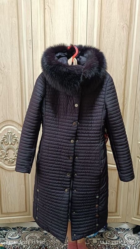 Qisqi kurtka 42 -razmer. 300.000