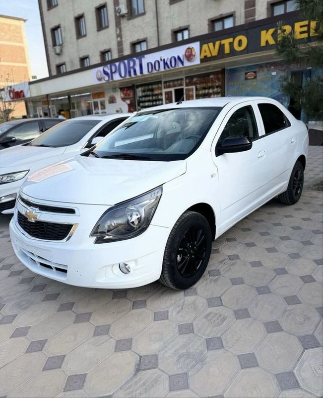 Cobalt yangi Midnight oq " 2025 Cobalt yangi Midnight oq " 2025