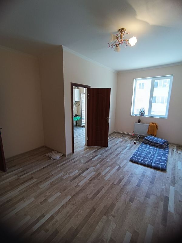 Сергили 3 а 1/2/6 ,32 КВ 38000$ нахтга сотилади Сергили 3 а 1/2/6 ,32 КВ 38000$ нахтга сотилади