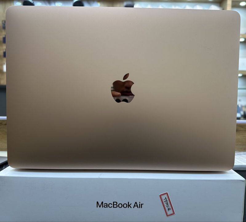 Apple Macbook Air M1