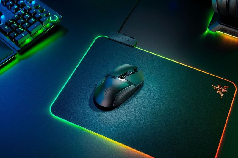 Беспроводная игровая мышь Razer Basilisk X HyperSpeed