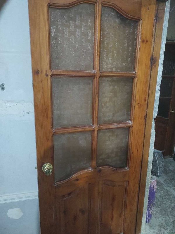 Домашний дверь срочно продам Домашний дверь срочно продам