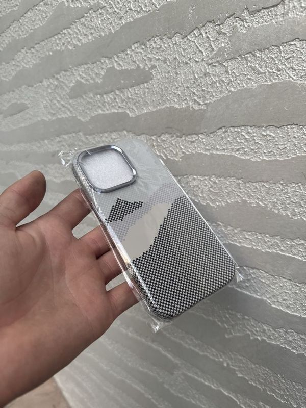 Чехол iPhone 16 Pro Чехол iPhone 16 Pro