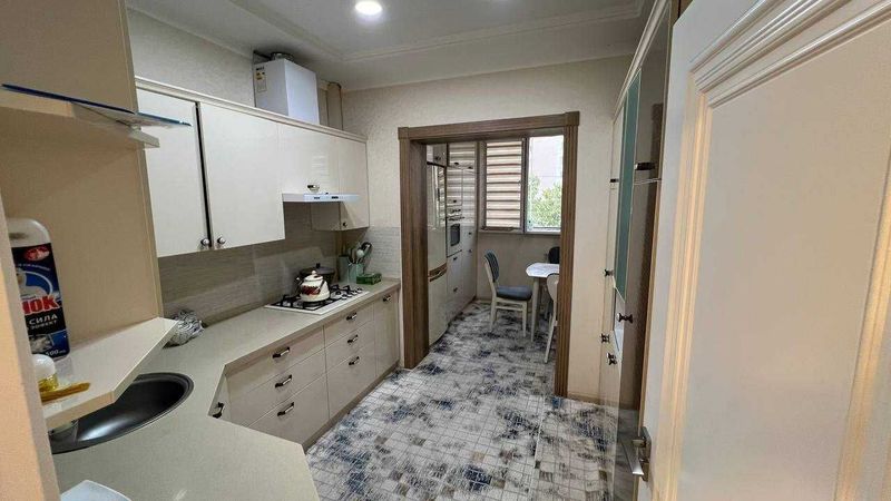 4 xonali Kvartira Arenda Samarqand Darvoza yonida Bez makler 900$