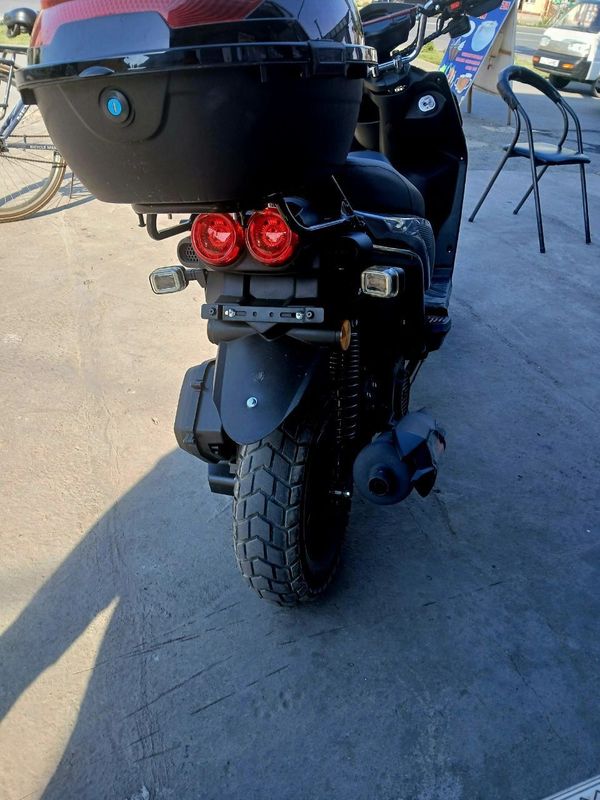 Skuter minion 150cc Skuter minion 150cc