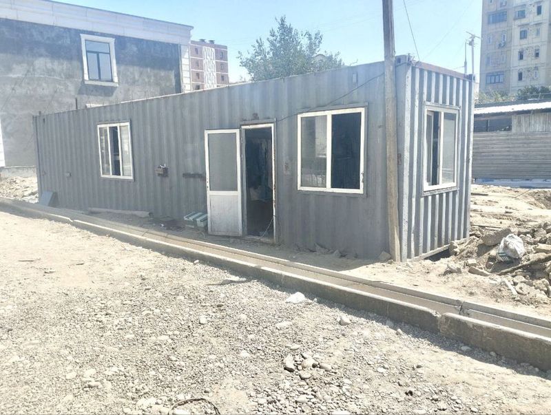 Kantener sotiladi. 12 m tayyor ichlari bitgan. Srochno
