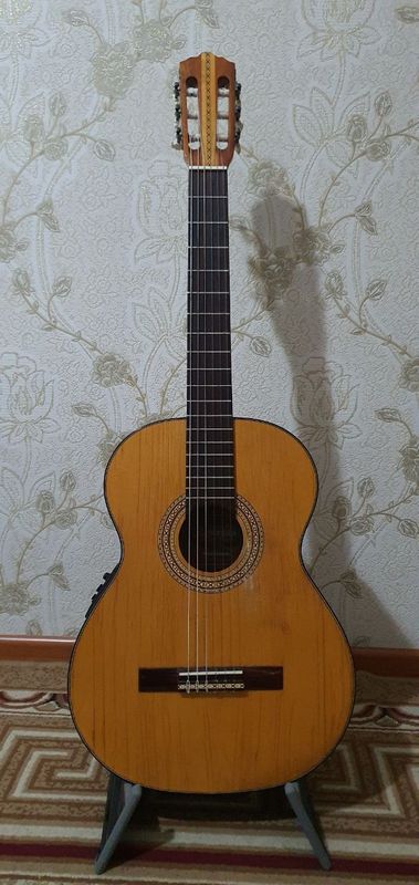 Resonata classika gitara