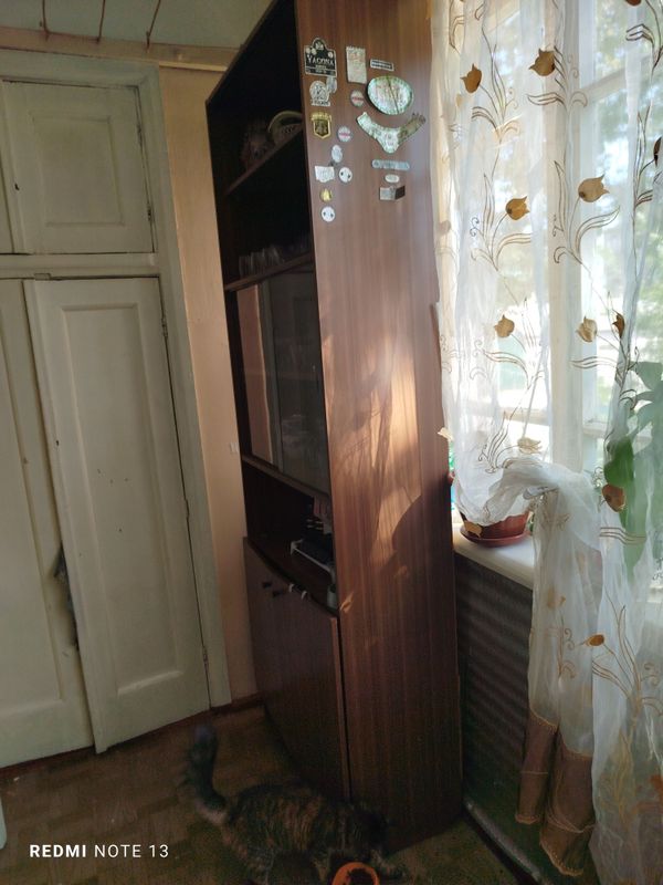 Продаётся шкаф не дорого Продаётся шкаф не дорого