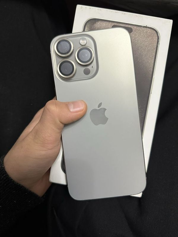 Iphone 15 pro max ideal