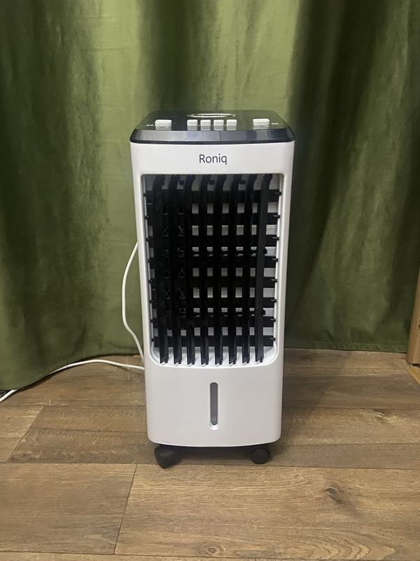 Продаётся охладитель воздуха Roniq