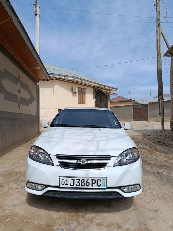 Lacetti Gentira 2019 y Lacetti Gentira 2019 y