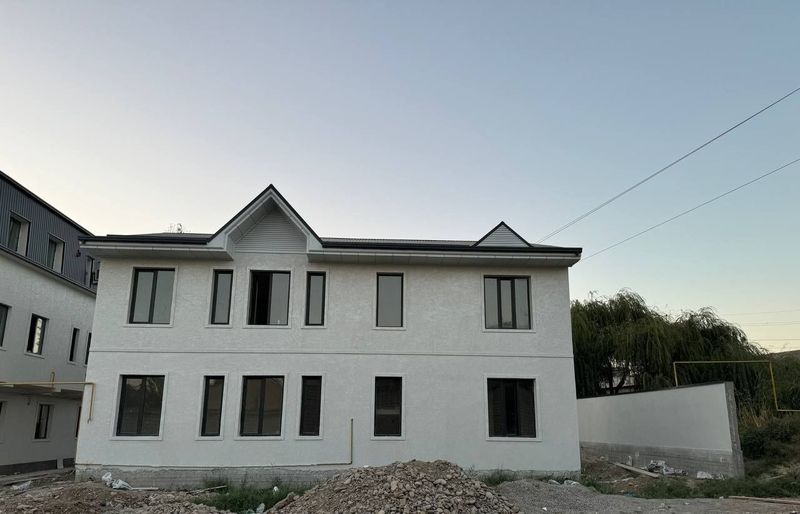 Продаётся новый дом 4 соток Сабзавот махалля