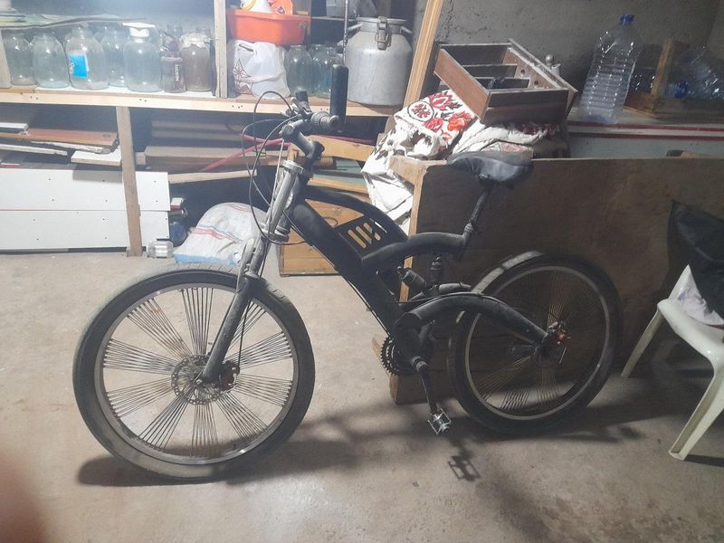 Velo c amortizatorom