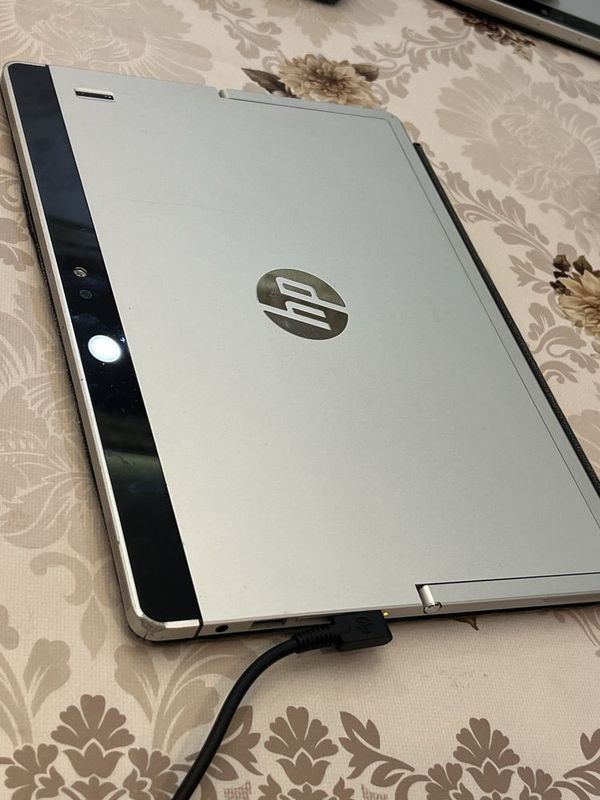 Hp Elite X2 m7 8gb 256gb (i7)