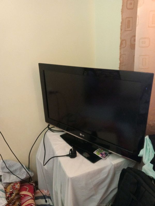 Продам Телевизор LG Продам Телевизор LG