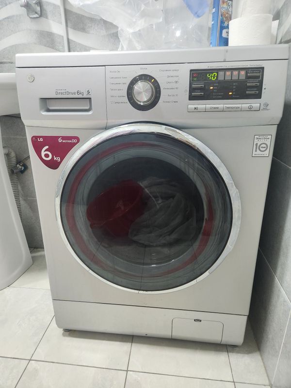 Срочно продам стиральную машинку LG 6 кг Срочно продам стиральную машинку LG 6 кг