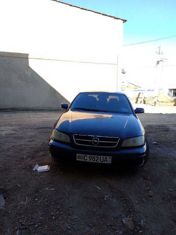 Opel OMEGA 2.2 sotiladi Opel OMEGA 2.2 sotiladi
