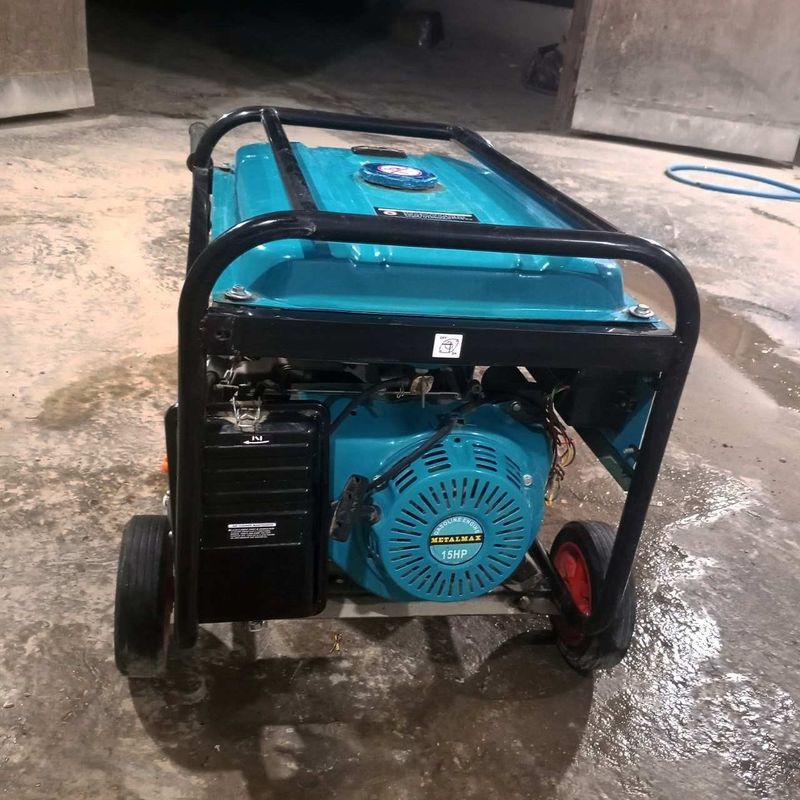 Dvijok sotiladi 5kv