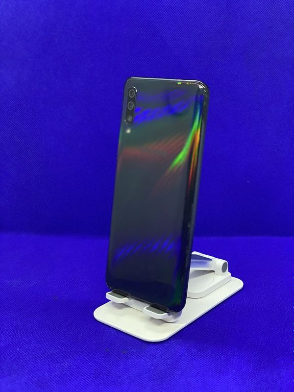 Samsung Galaxy A70 128/6 Gb Samsung Galaxy A70 128/6 Gb