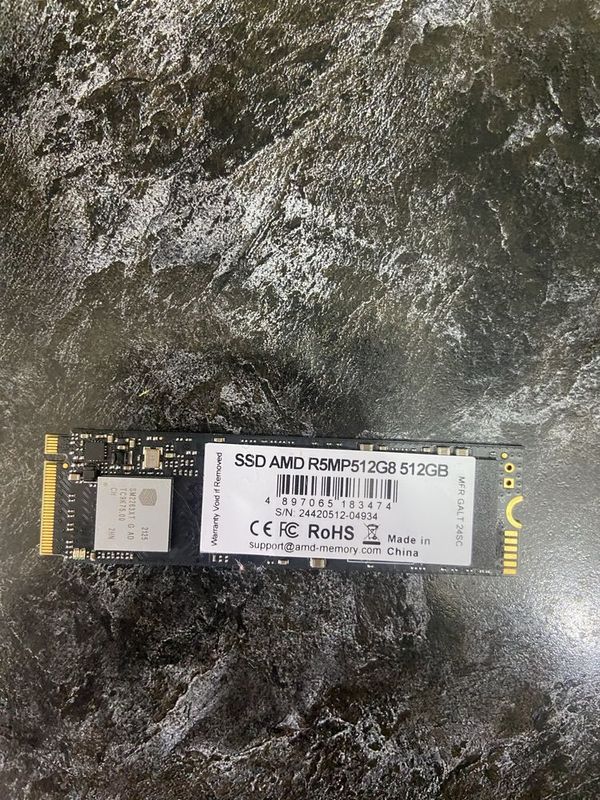 Продам SSD Nvme 512 gb AMD