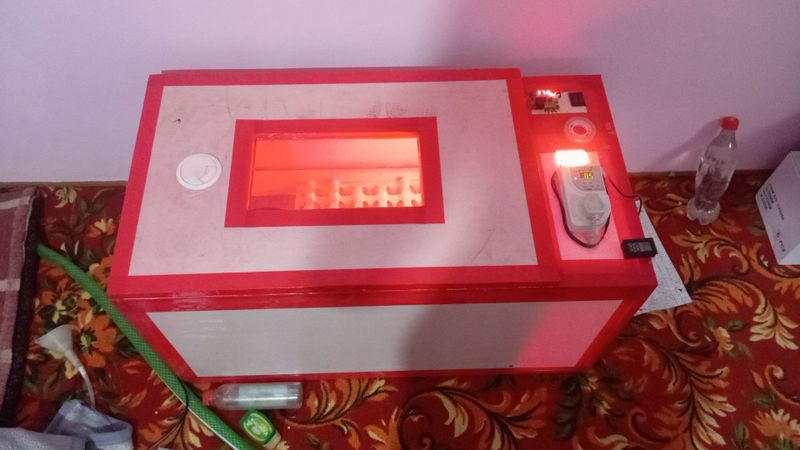 Инкубатор сотилади 100 тали келишамиз ками бор 750.000 Инкубатор сотилади 100 тали келишамиз ками бор 750.000