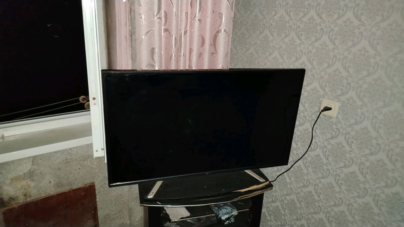 Продаеться телевизор Led 48 ноутбукасус Продаеться телевизор Led 48 ноутбукасус