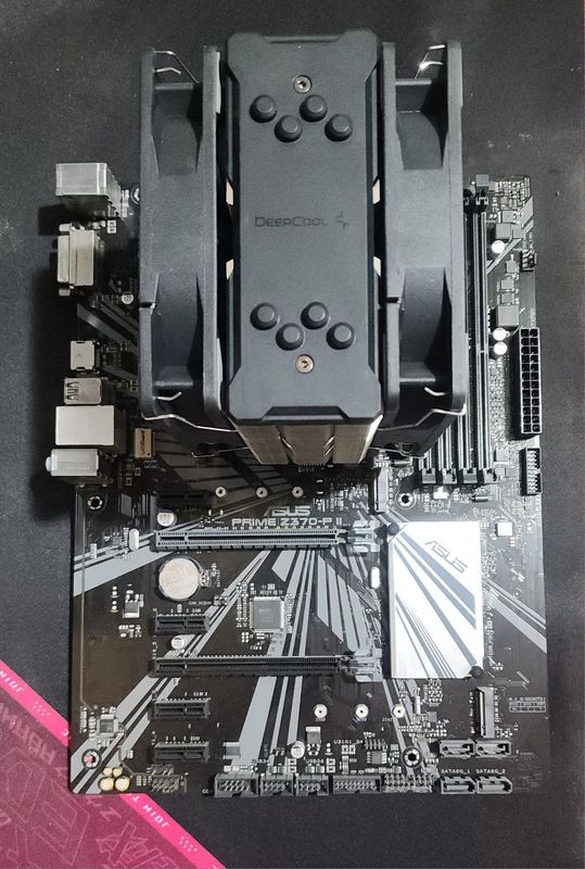 Комплект Z370-p i7 8700 сокет 1151 Комплект Z370-p i7 8700 сокет 1151