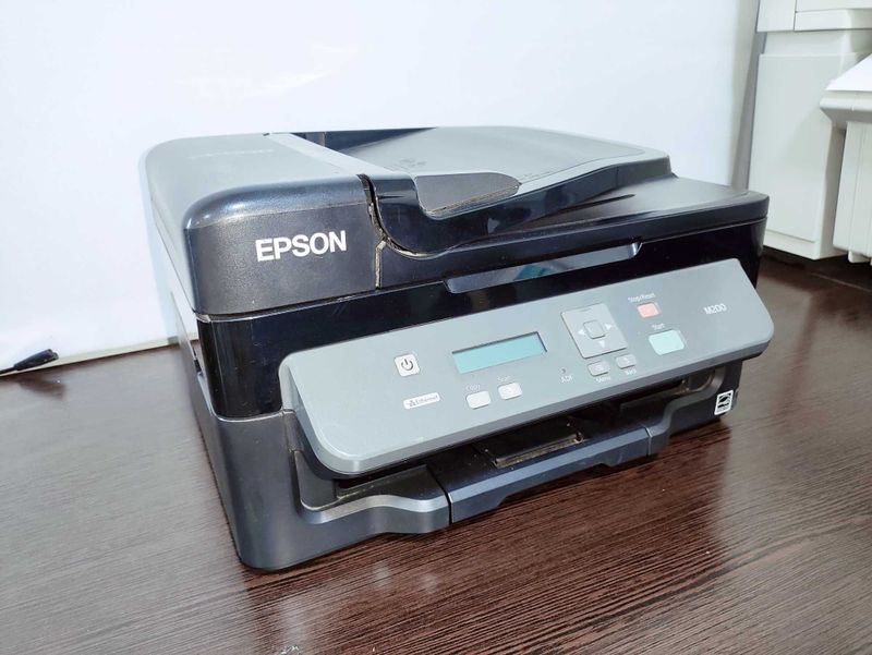 Epson m200 sotiladi