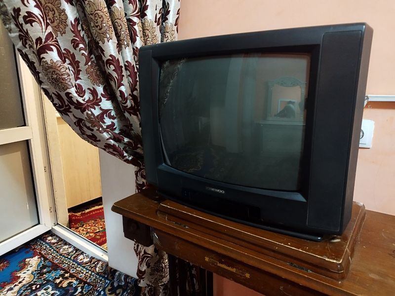 Televizor Daewoo + подставка Televizor Daewoo + подставка