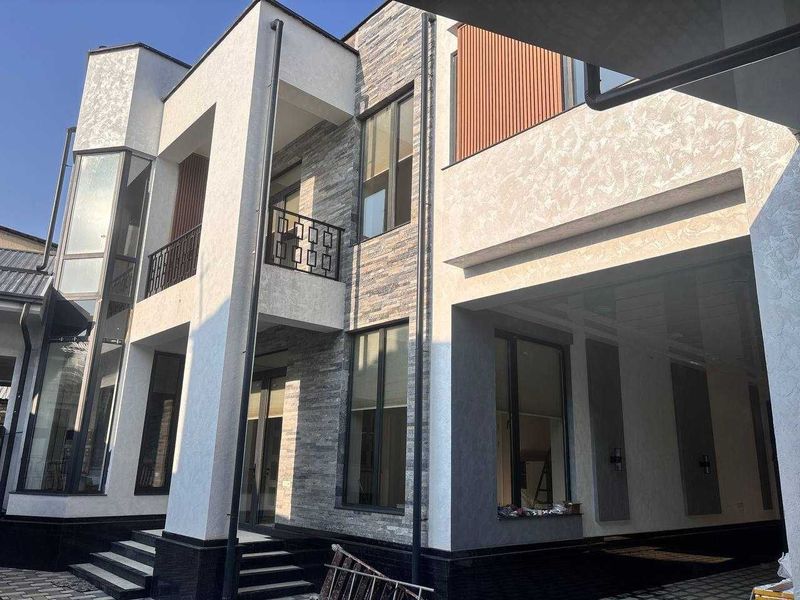 Spacious Modern Semi-Furnished House in Yakkasaray District Spacious Modern Semi-Furnished House in Yakkasaray District